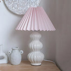 Lampe de table en céramique à abat-jour plissé de style nordique pour salon