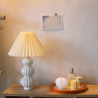 Lampe de table en céramique à abat-jour plissé de style nordique pour salon