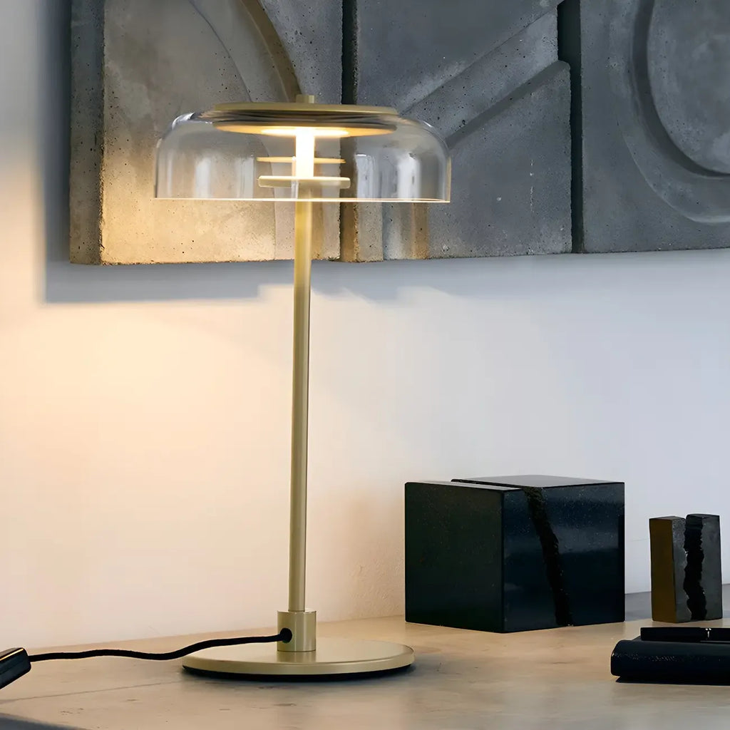 Lampe de table dorée simple en verre pour salon