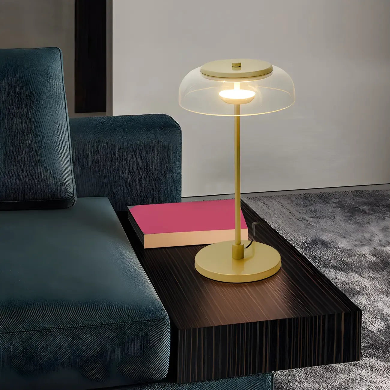 Lampe de table dorée simple en verre pour salon