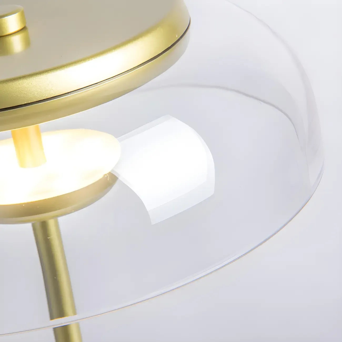 Lampe de table dorée simple en verre pour salon