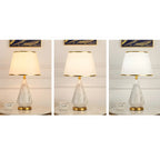 Lampe de table moderne en métal blanc géométrique pour usage résidentiel