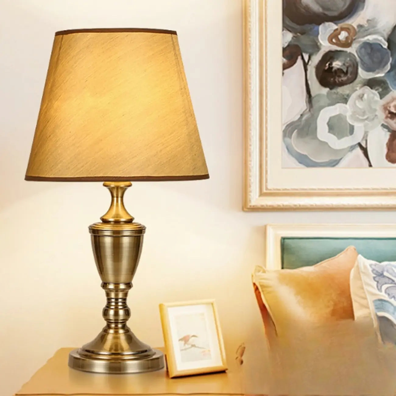 Lampe de table géométrique en laiton de luxe, à brancher, pour chambre à coucher