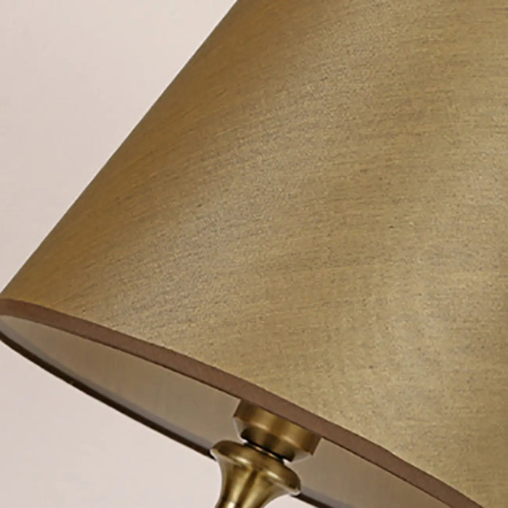 Lampe de table géométrique en laiton de luxe, à brancher, pour chambre à coucher