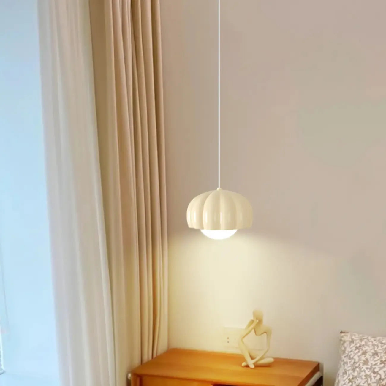 Suspension LED citrouille rose en résine douce pour chevet