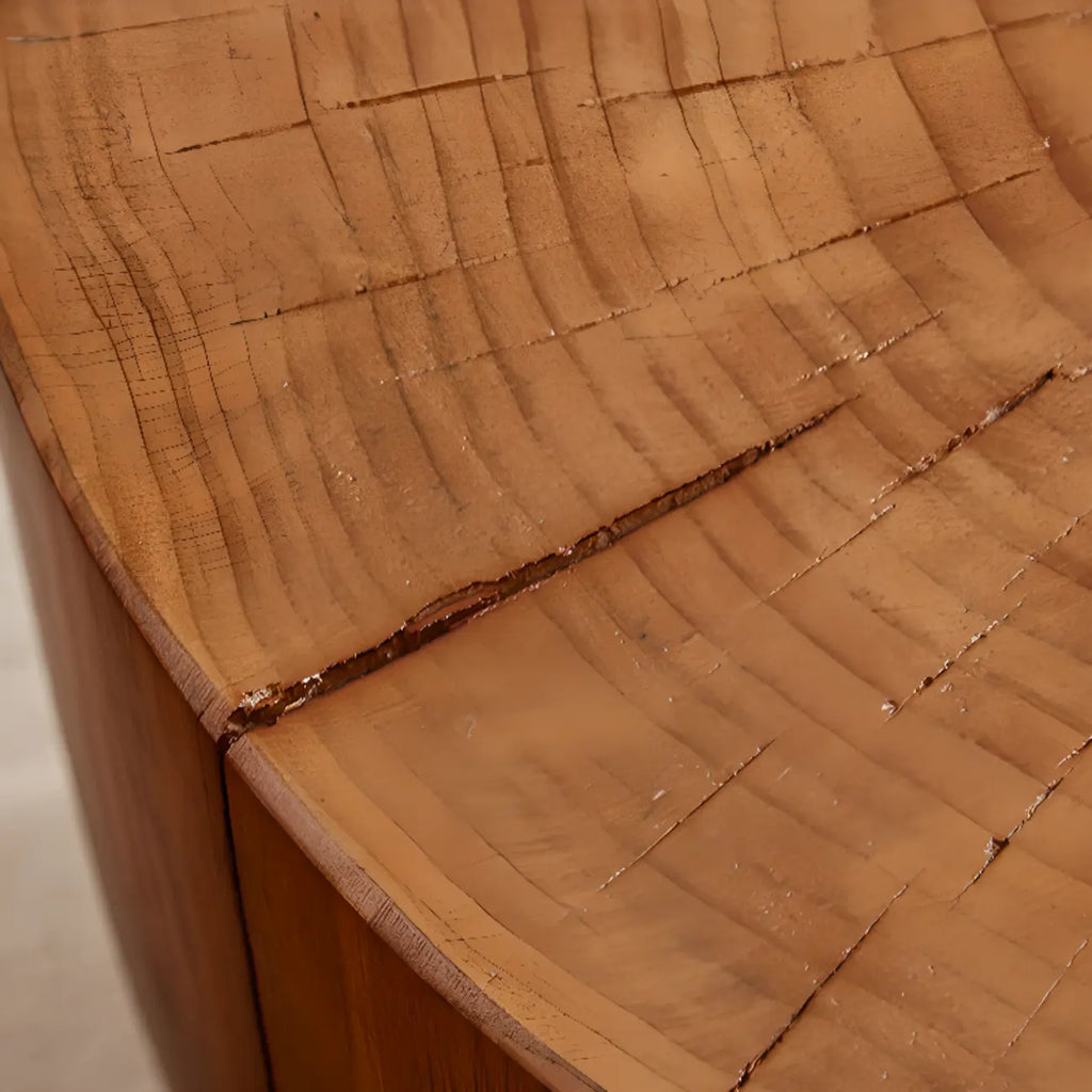 Table basse ronde rustique en bois massif avec finition naturelle