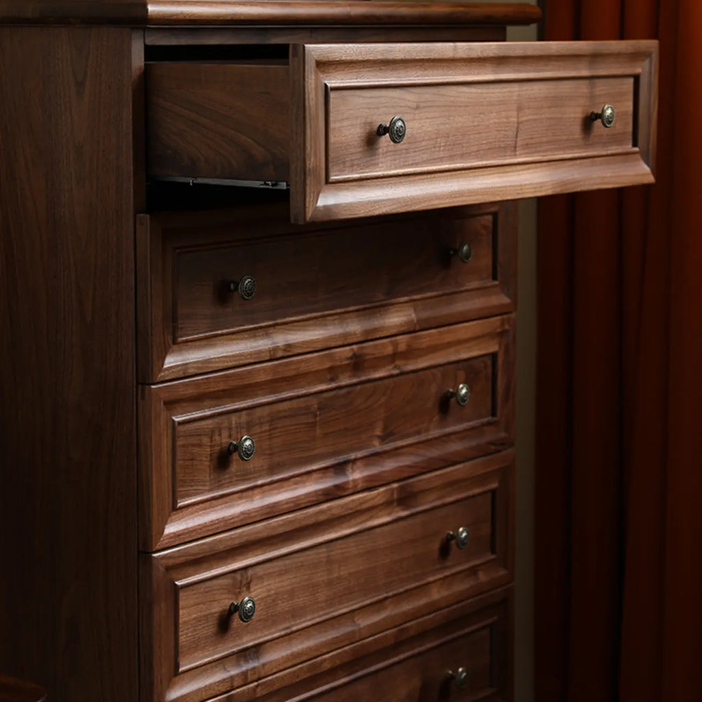 Commode contemporaine en bois brun à 5 tiroirs pour chambre à coucher