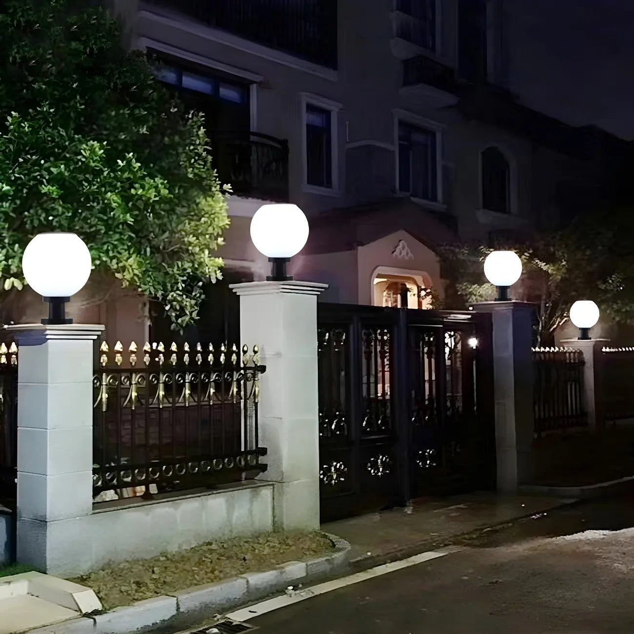 Lampe de table LED globe classique avec abat-jour blanc pour jardin