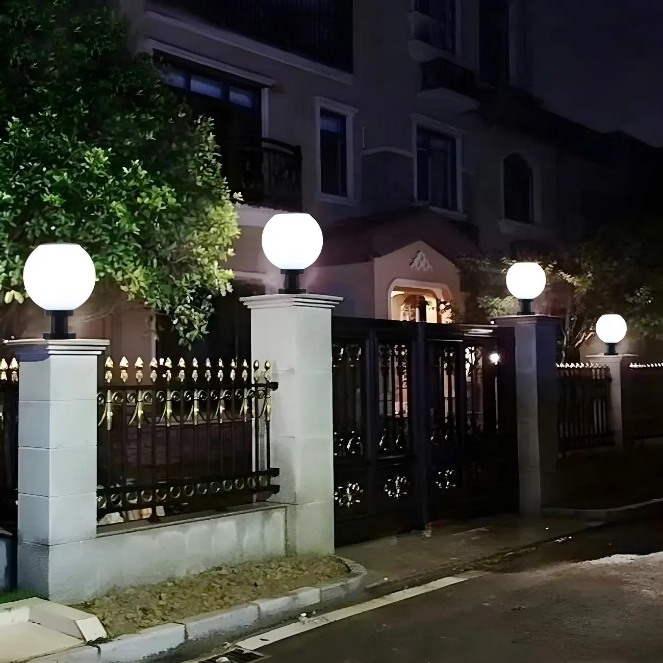 Lampe de table LED globe classique avec abat-jour blanc pour jardin