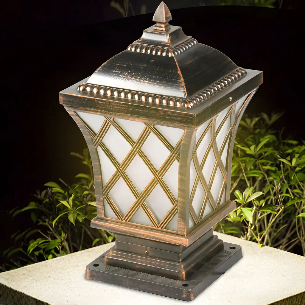 Lampe de table carrée noire d'extérieur avec design de lanterne