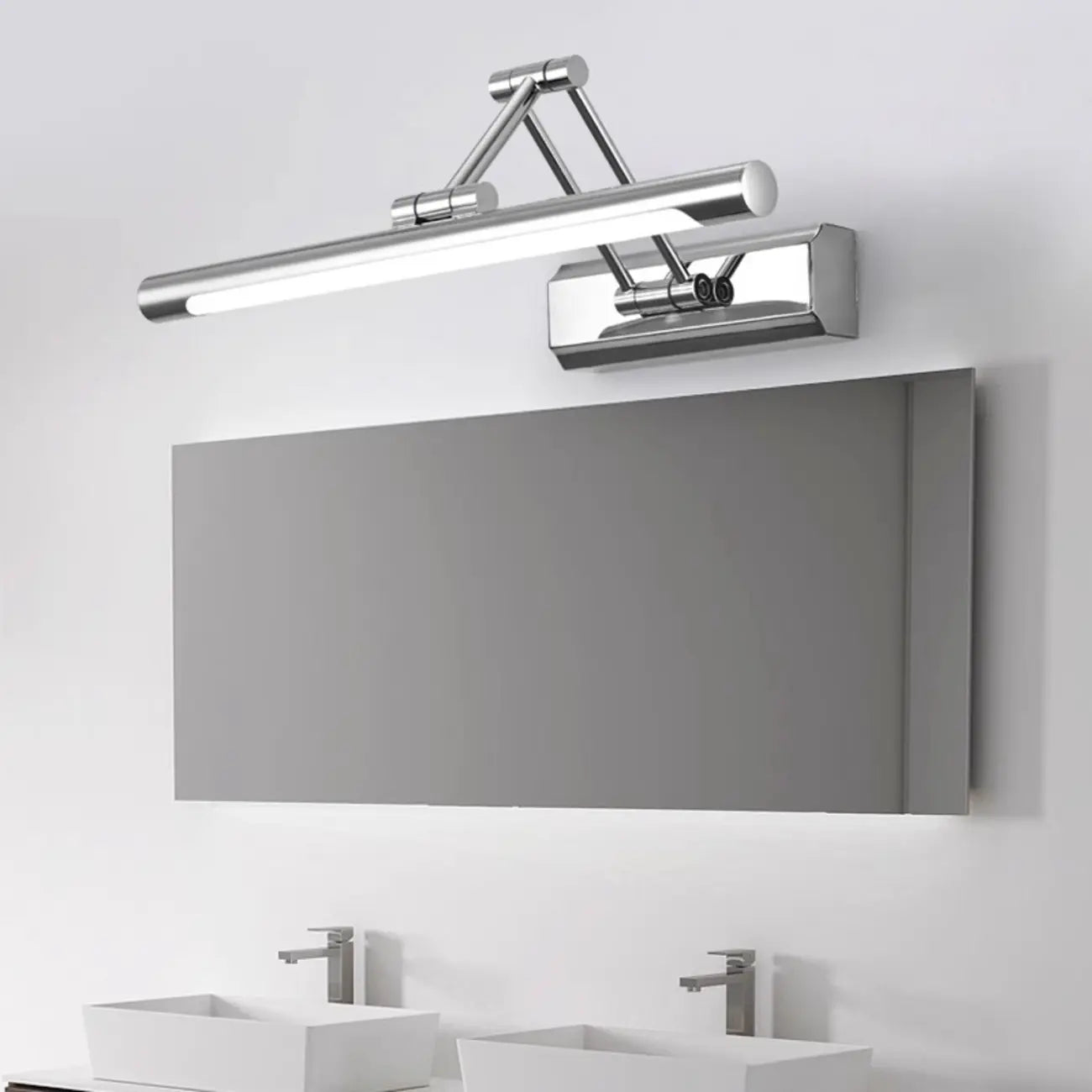 Applique murale LED tubulaire argentée moderne et réglable pour salle de bain