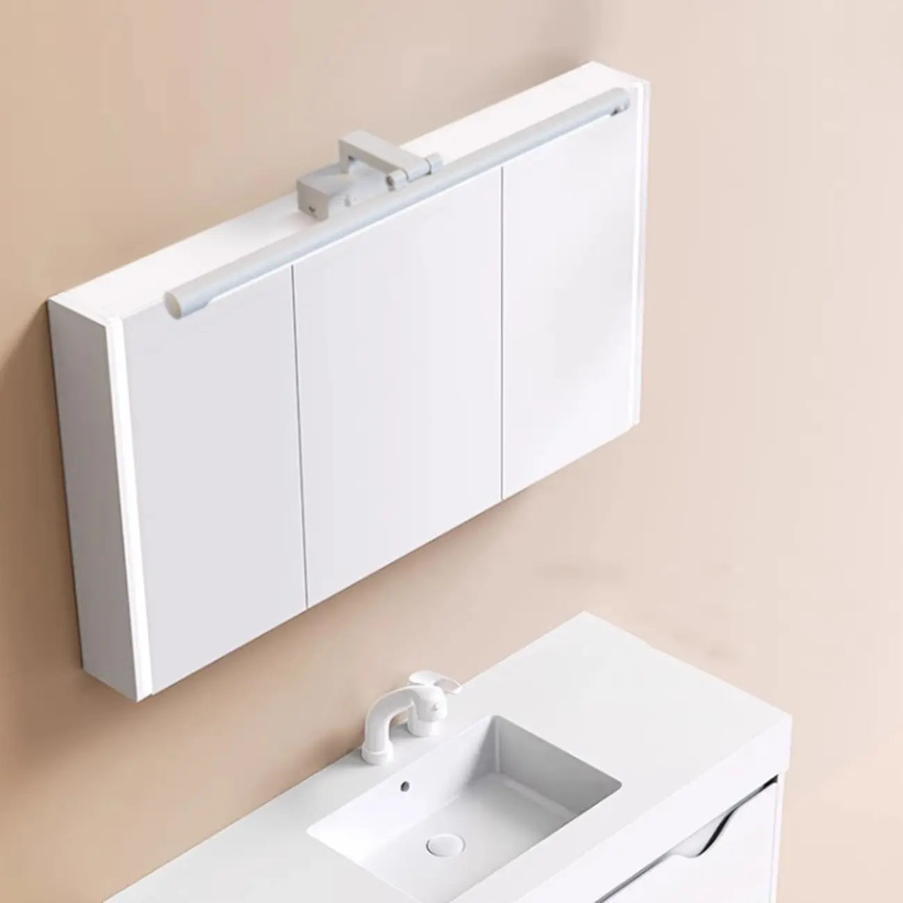 Luminaire de salle de bain tubulaire noir élégant et moderne à DEL