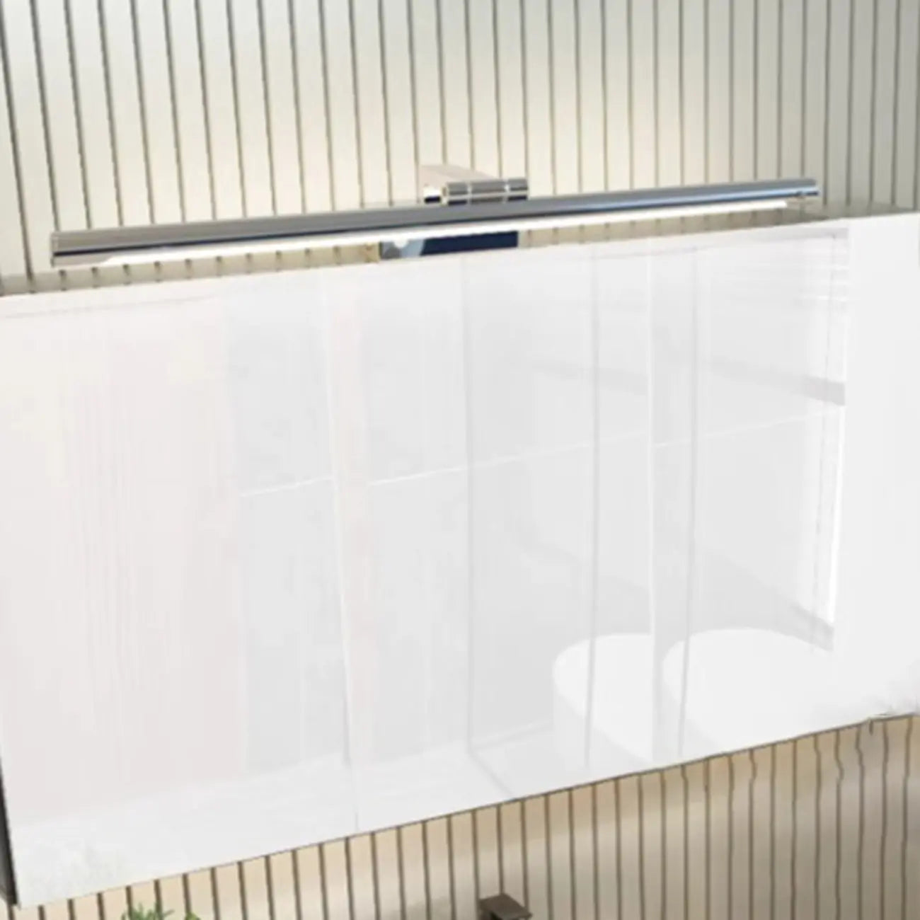 Luminaire de salle de bain tubulaire noir élégant et moderne à DEL