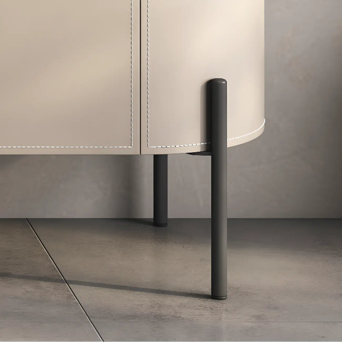 Meuble d'appoint moderne en pierre beige avec 4 pieds droits