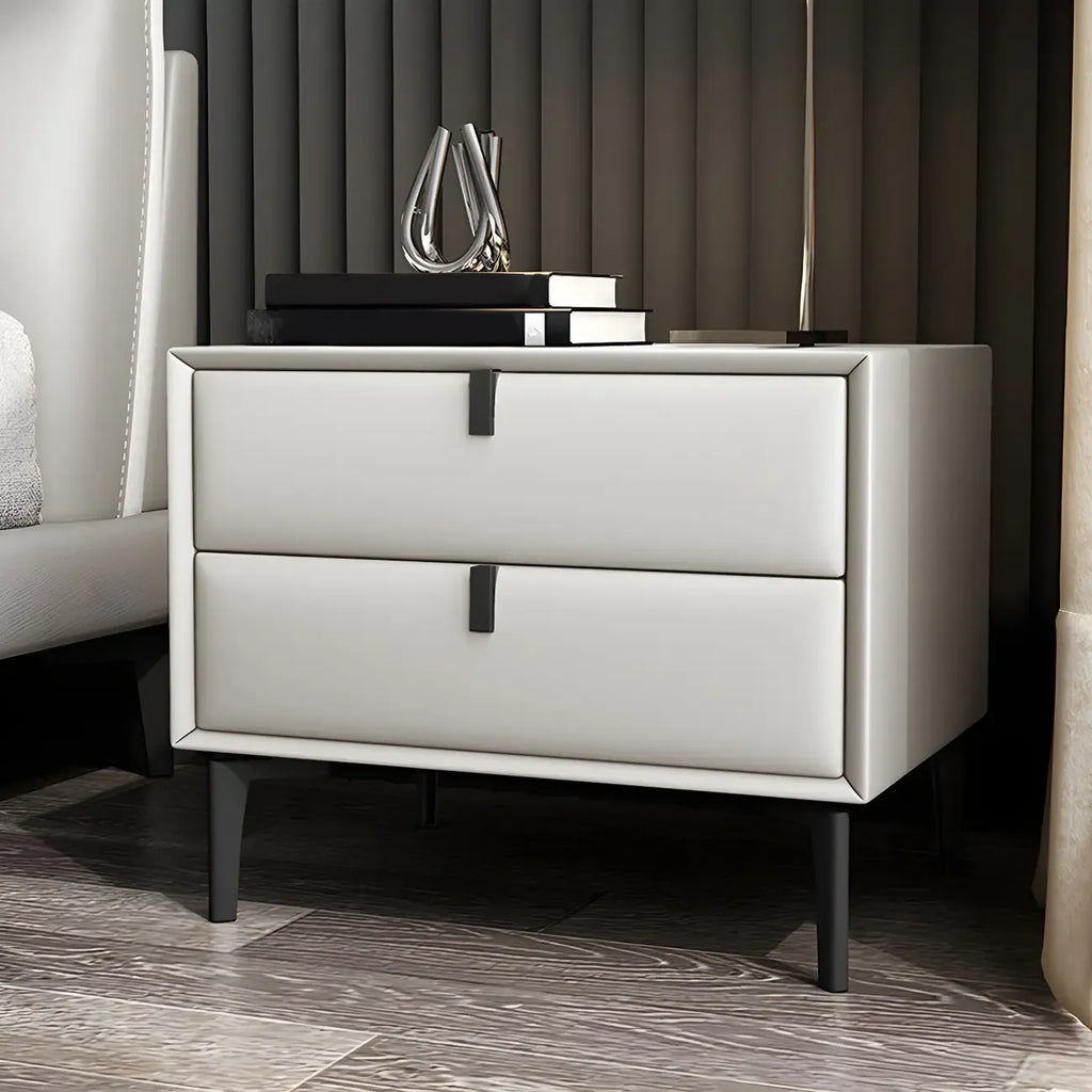 Table de chevet moderne en cuir noir avec tiroirs