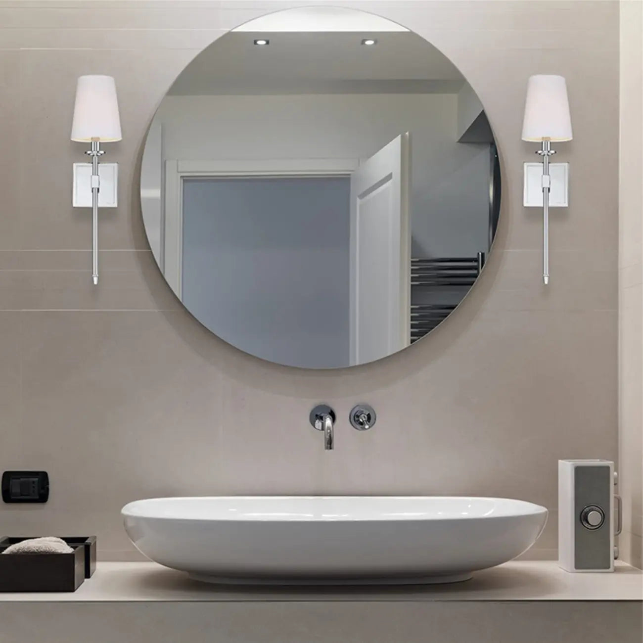 Applique murale cylindrique moderne pour salle de bain avec abat-jour
