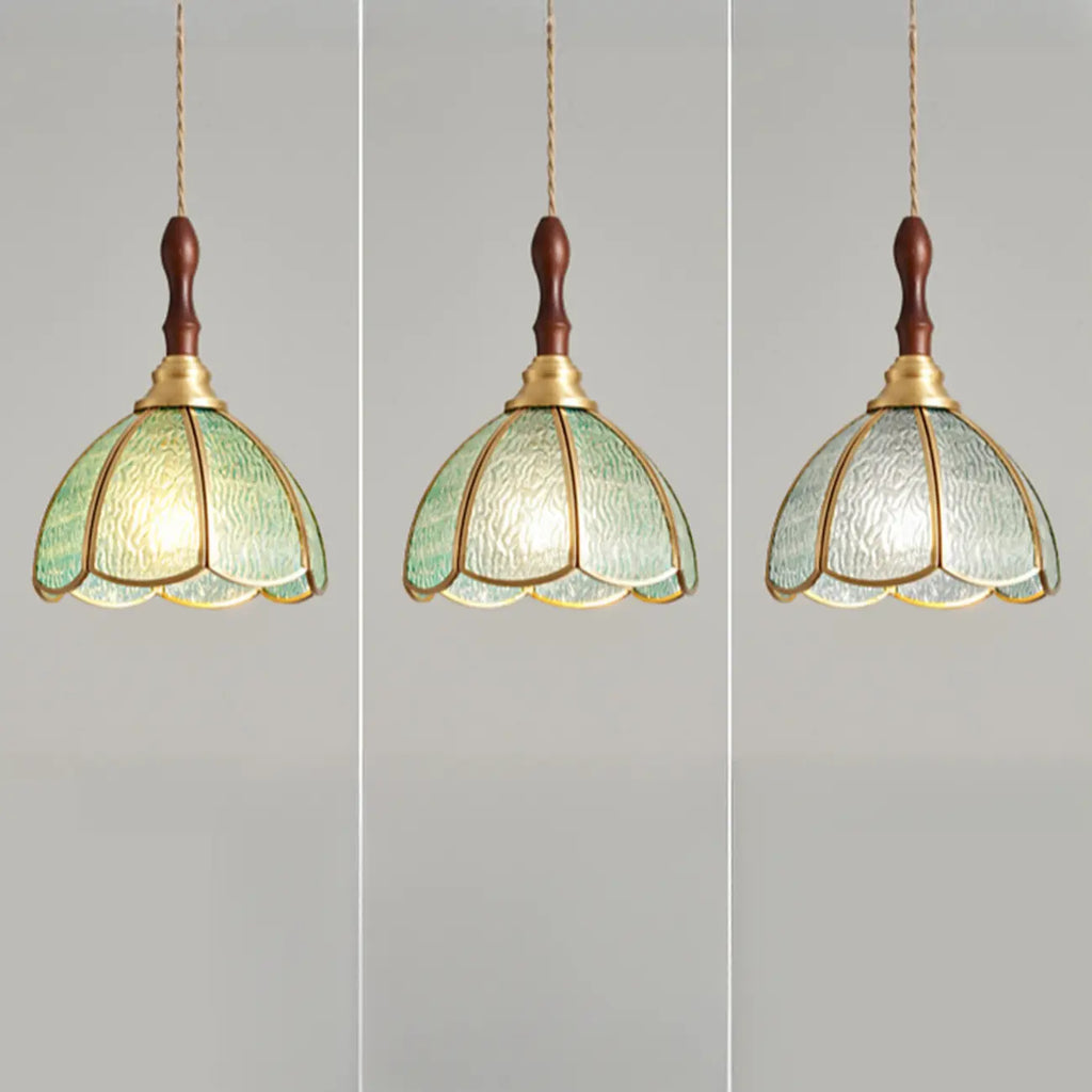 Suspension florale rétro en vitrail pour une décoration intérieure élégante