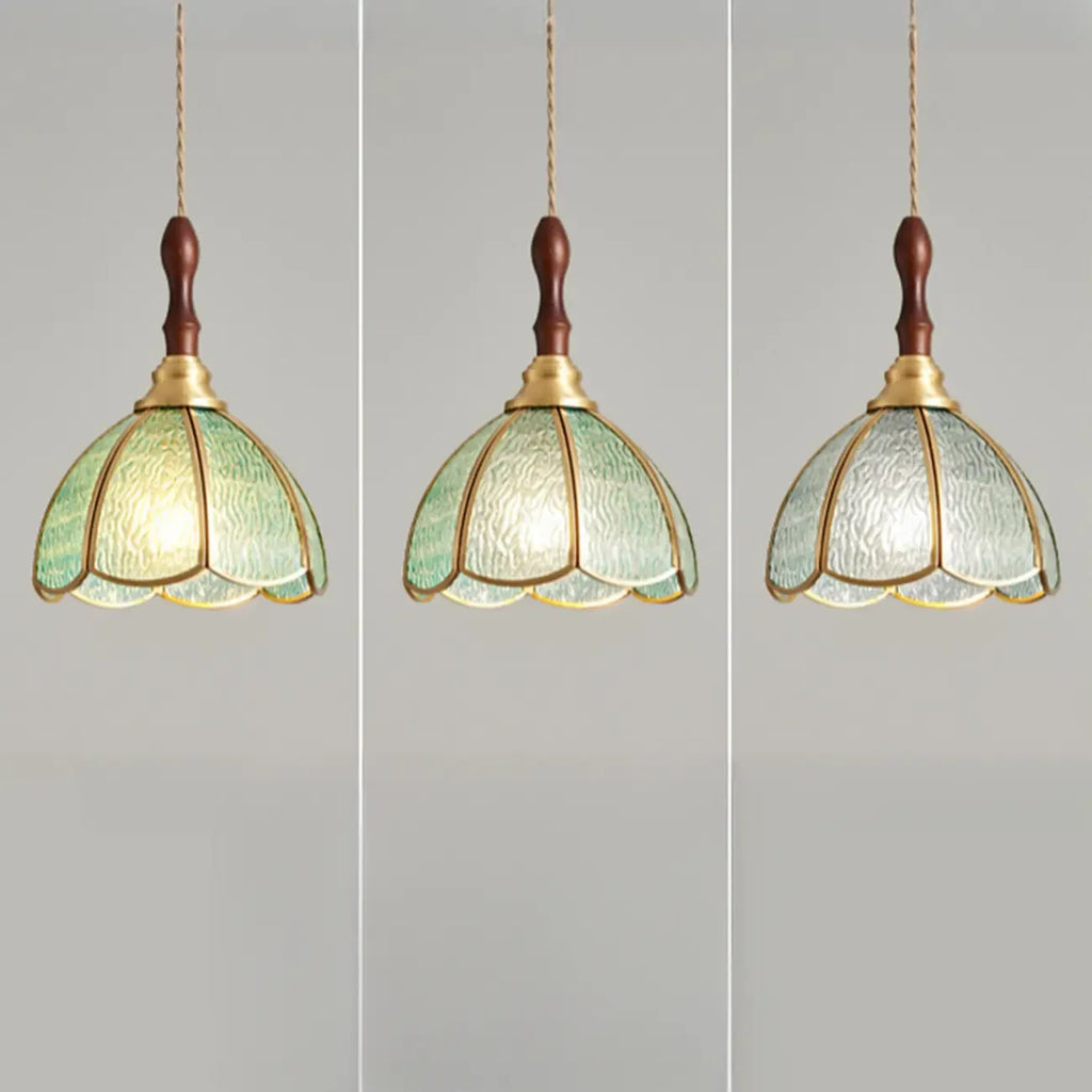 Suspension florale rétro en vitrail pour une décoration intérieure élégante