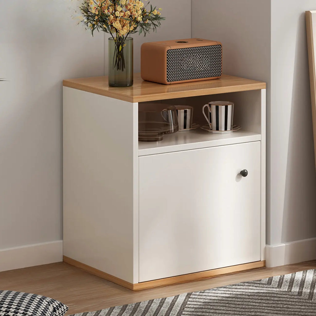 Armoire de rangement moderne en bois blanc avec étagères extérieures