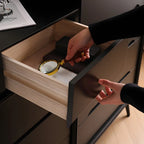Commode rétro en bois noir avec tiroirs de rangement pour chambre à coucher