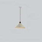 Suspension moderne en fer blanc conique pour salon