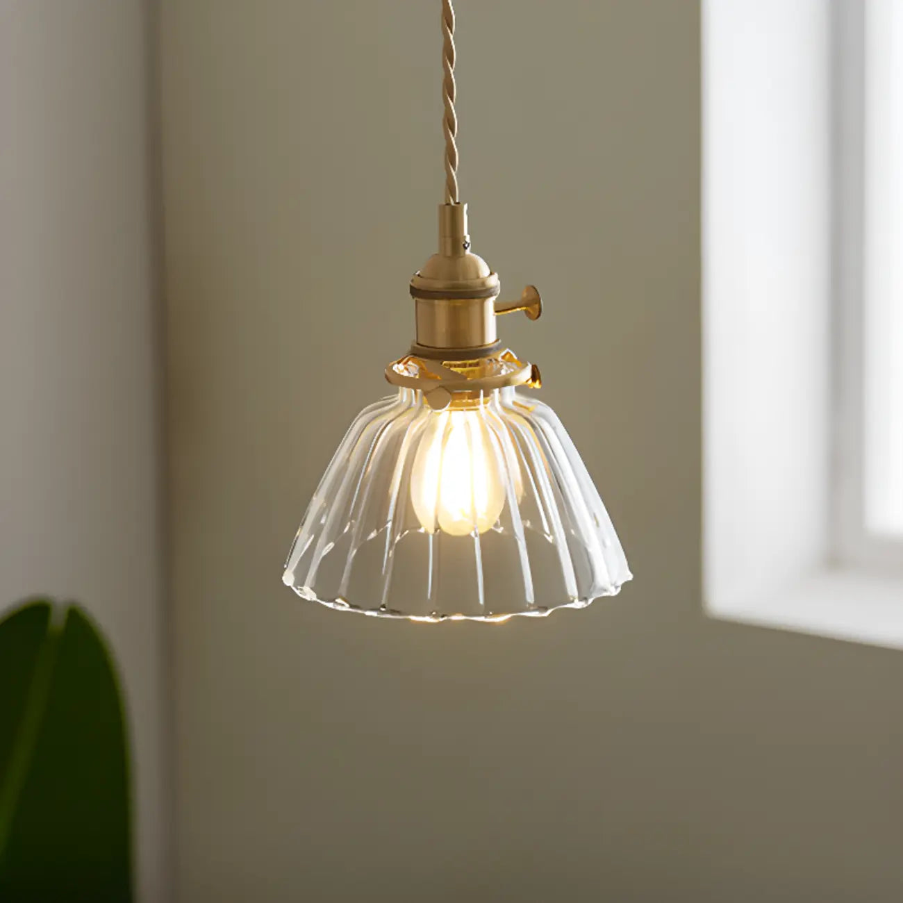 Suspension moderne à rayures en verre transparent pour salle à manger