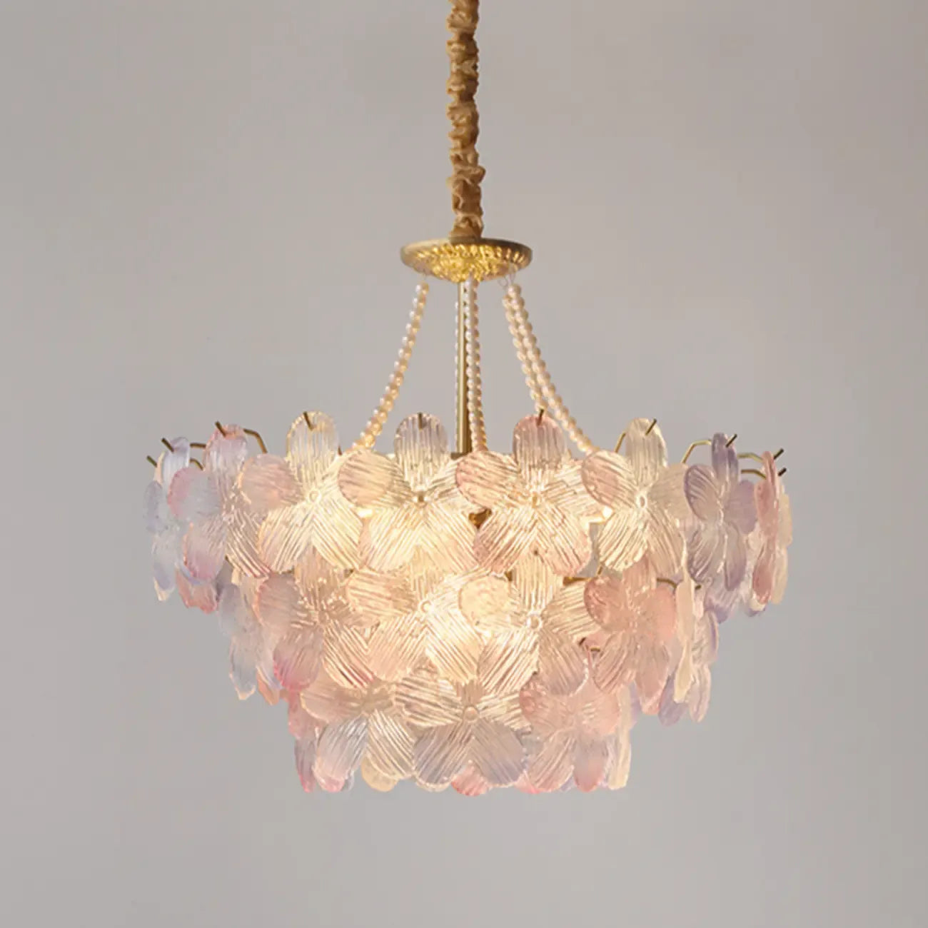 Lustre moderne à plusieurs niveaux en cristal rond à fleurs