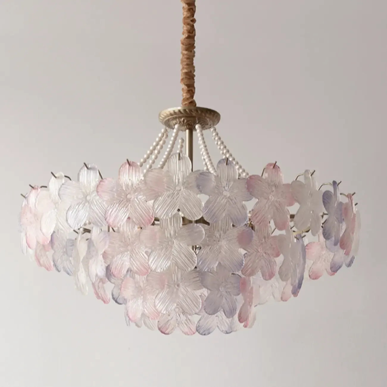 Lustre moderne à plusieurs niveaux en cristal rond à fleurs