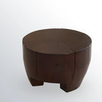 Table basse ronde rustique en bois massif avec finition naturelle