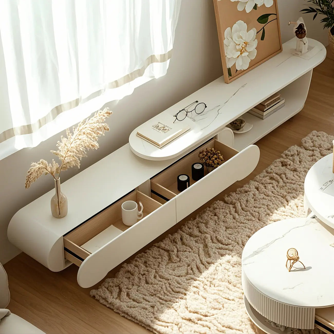 Meuble TV moderne blanc de 77 pouces en pierre, long et incurvé, avec rangement ouvert