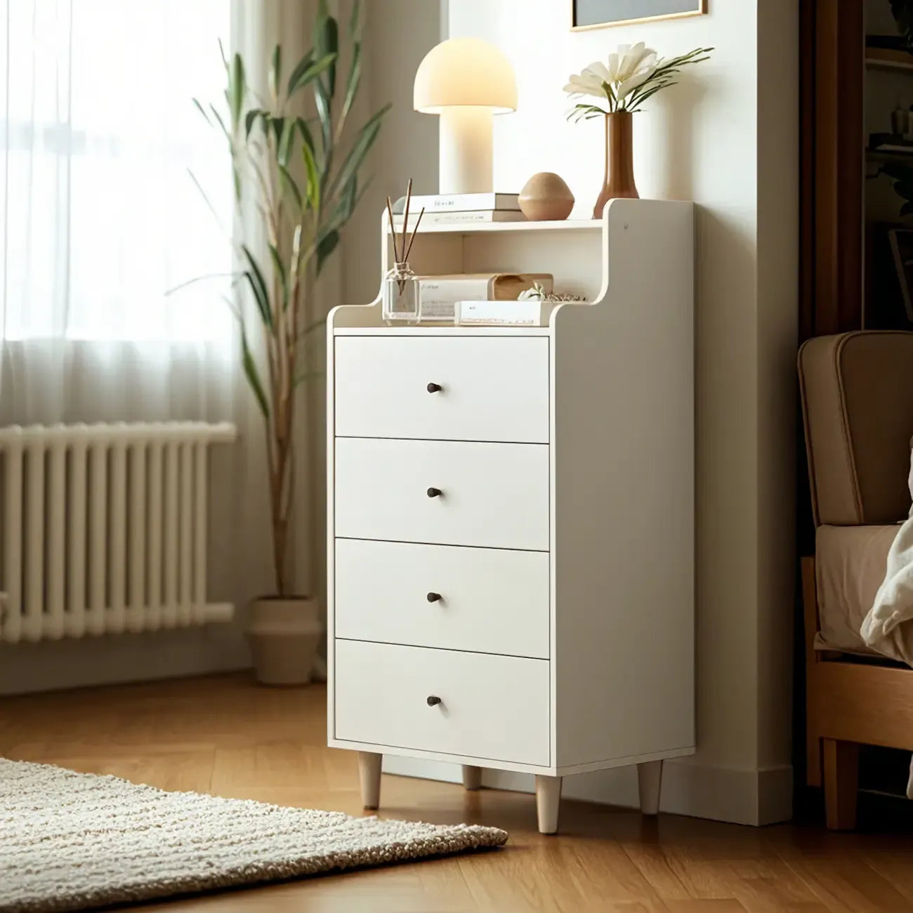Commodes et coffres en bois blanc résistant avec rangement compact