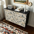 Meuble de style campagnard français avec finition florale pour salon