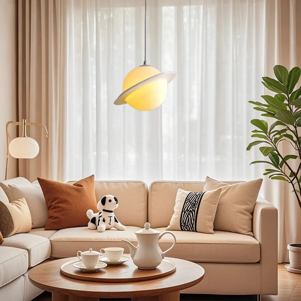 Suspension lumineuse en résine blanche en forme de planète pour chambre d'enfant