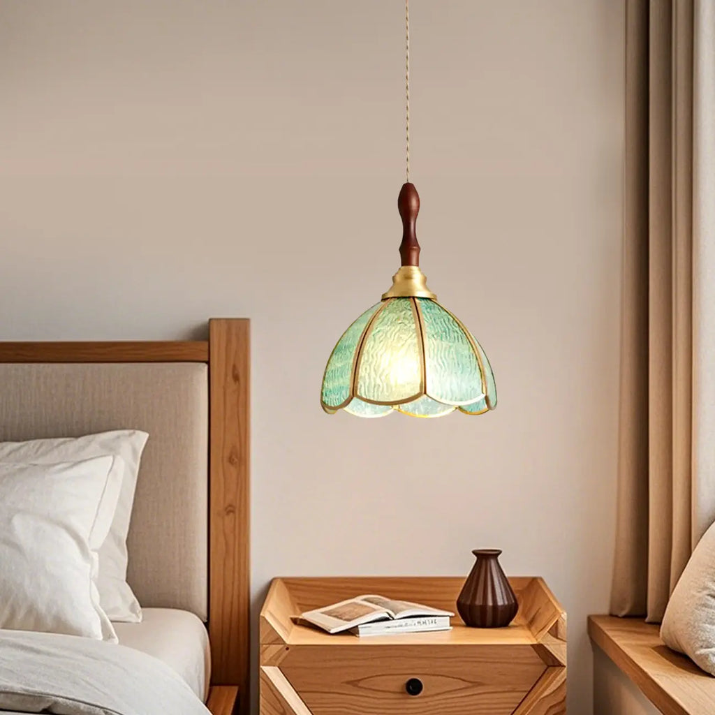 Suspension florale rétro en vitrail pour une décoration intérieure élégante
