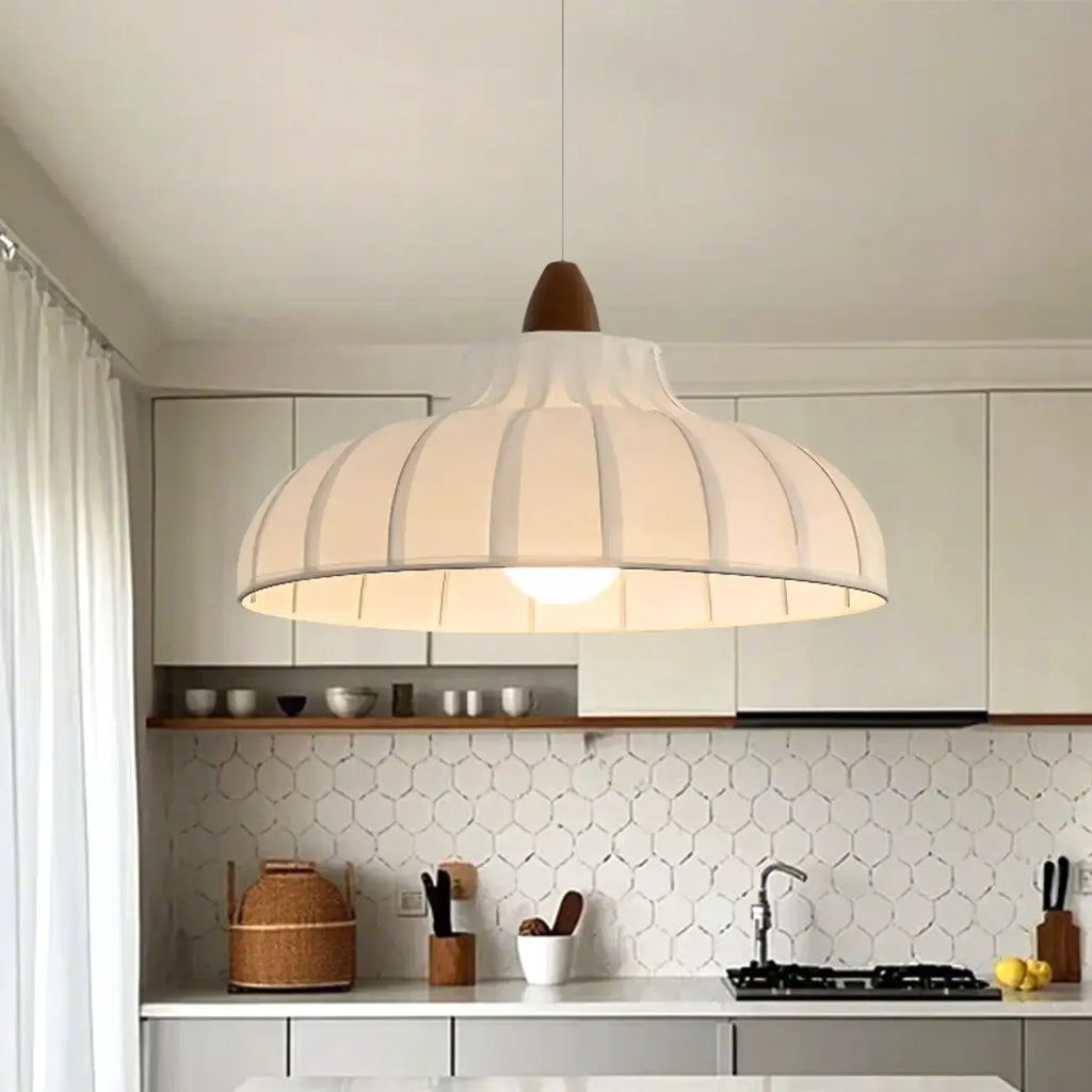 Suspension élégante en tissu blanc dôme pour salon