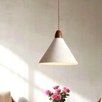 Suspension moderne en fer blanc conique pour salon