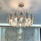Lustre rond exquis à plusieurs lumières en cristal en forme de feuille