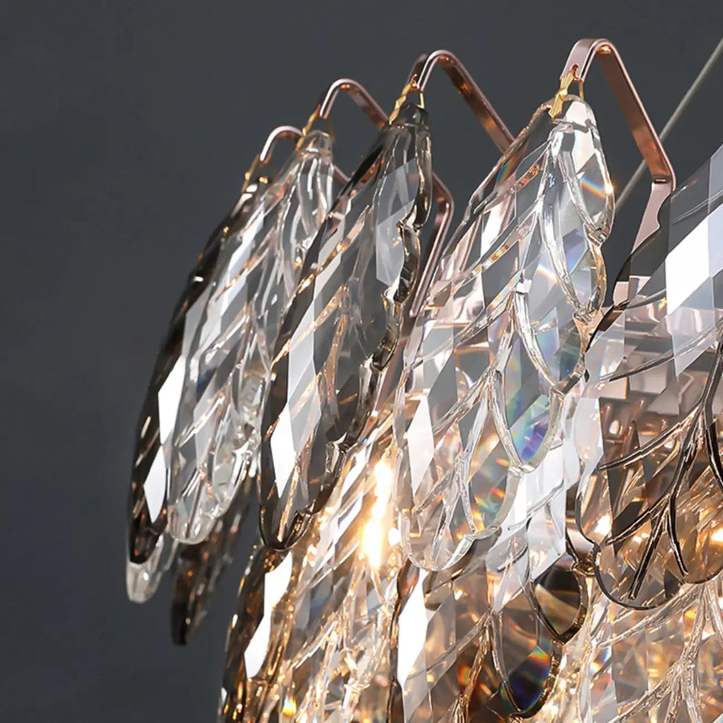 Lustre rond exquis à plusieurs lumières en cristal en forme de feuille
