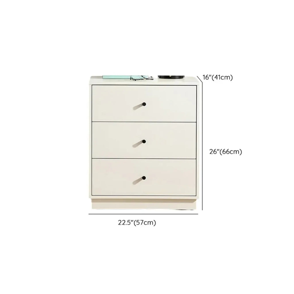 Commodes et coffres en bois blanc résistant avec rangement compact