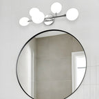 Applique murale moderne à 5 lumières en résine blanche avec globe pour salle de bain