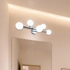 Applique murale moderne à 5 lumières en résine blanche avec globe pour salle de bain