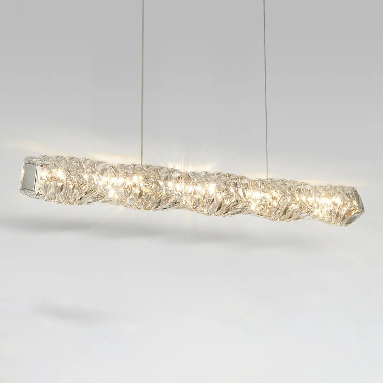 Suspension LED à intensité variable en cristal torsadé pour îlot de cuisine