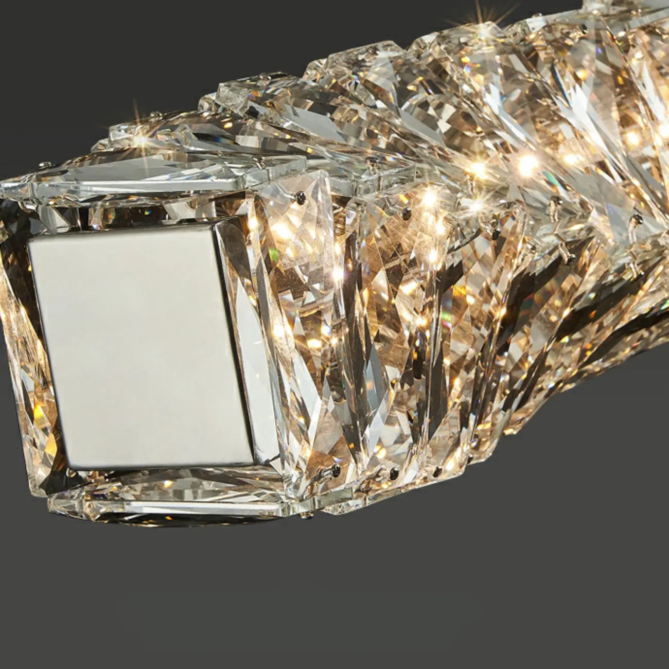 Suspension LED à intensité variable en cristal torsadé pour îlot de cuisine