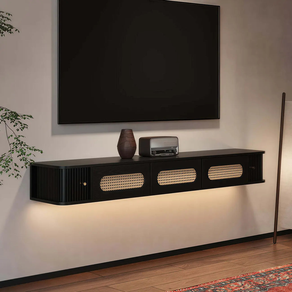 Meuble TV suspendu style Mid-Century avec portes en rotin noir à 3 tiroirs