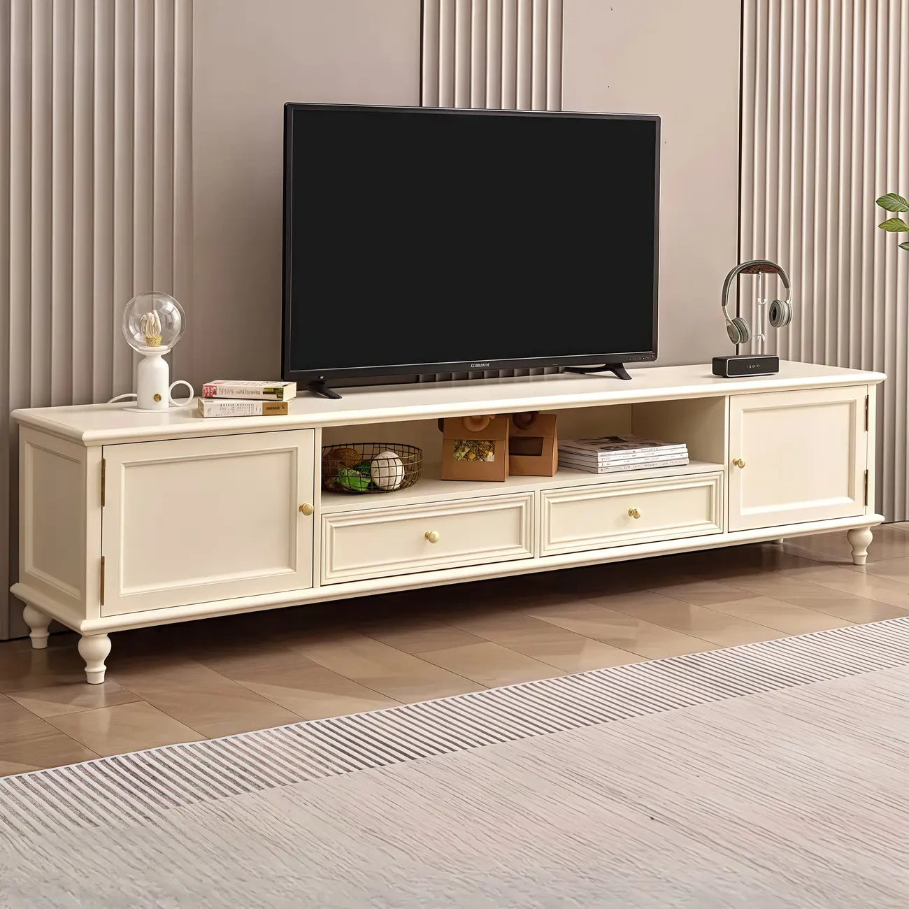 Commode vintage en bois blanc et meuble TV