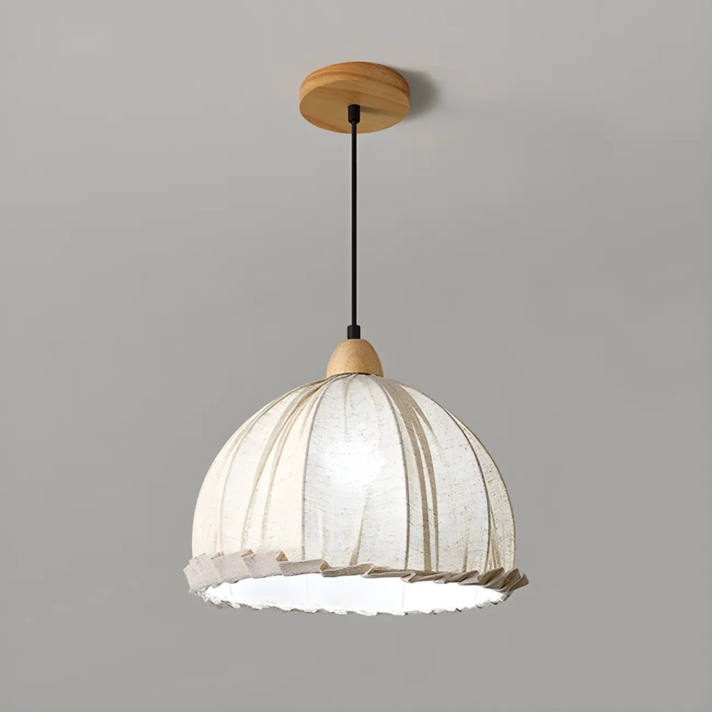 Suspension moderne à plusieurs lampes, design réglable en forme de dôme, avec finitions en bois, idéale pour la salle à manger.