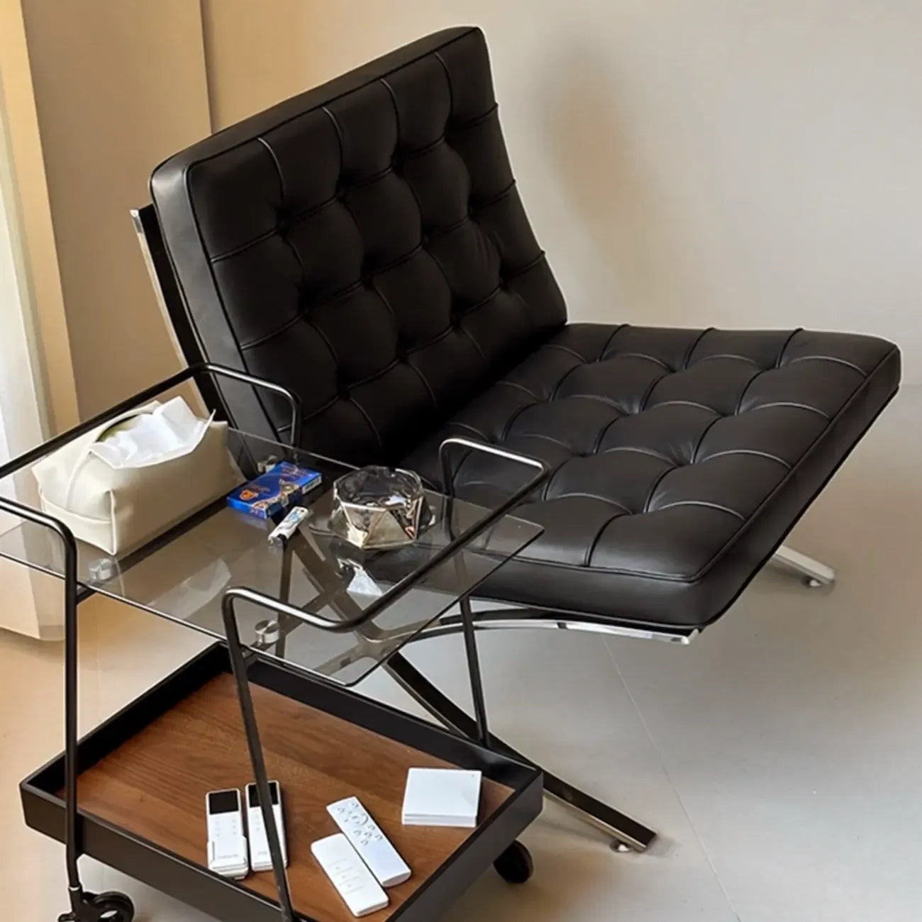 Fauteuil relax en cuir style moderne du milieu du siècle