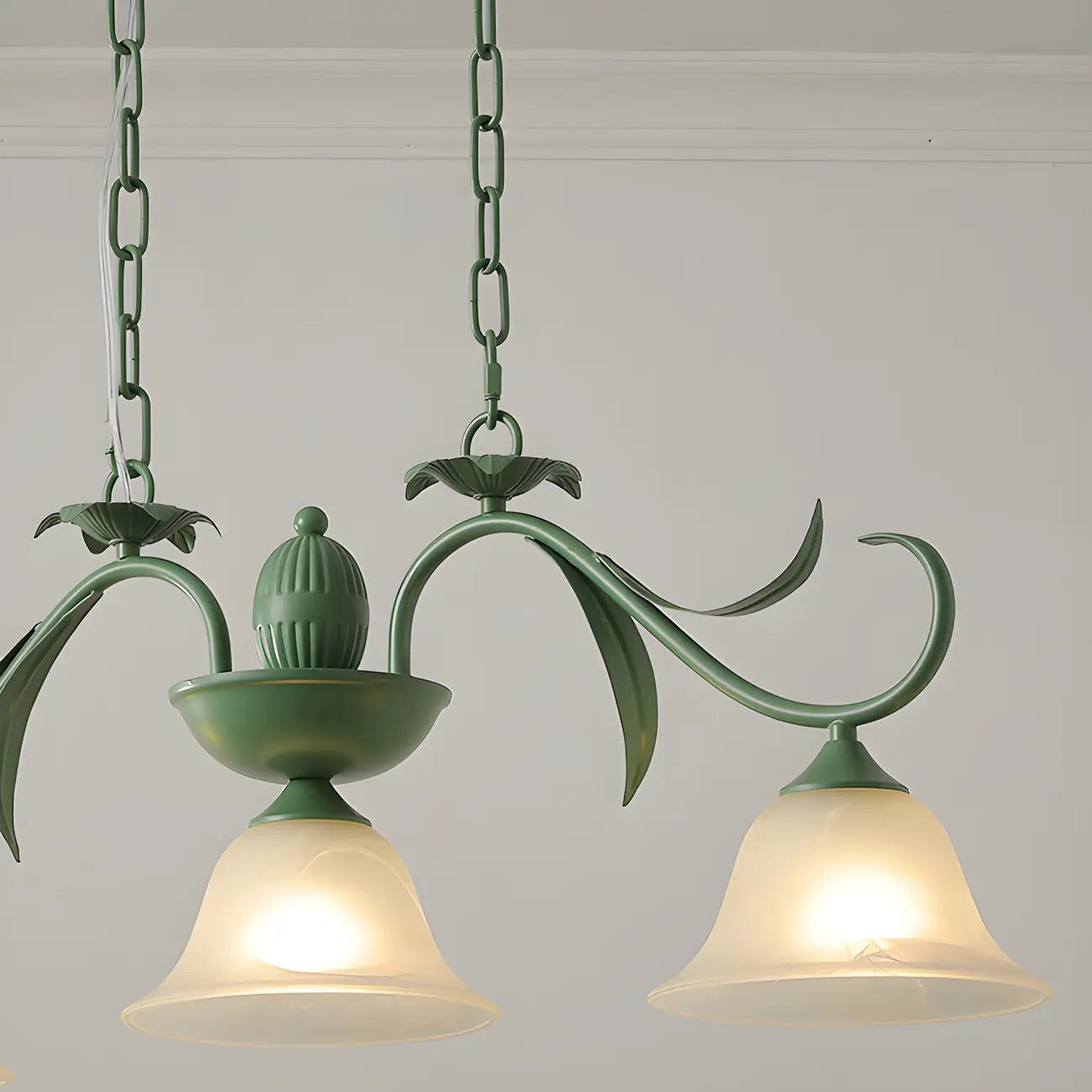 Suspension florale à 3 lumières en verre vert pour îlot de cuisine