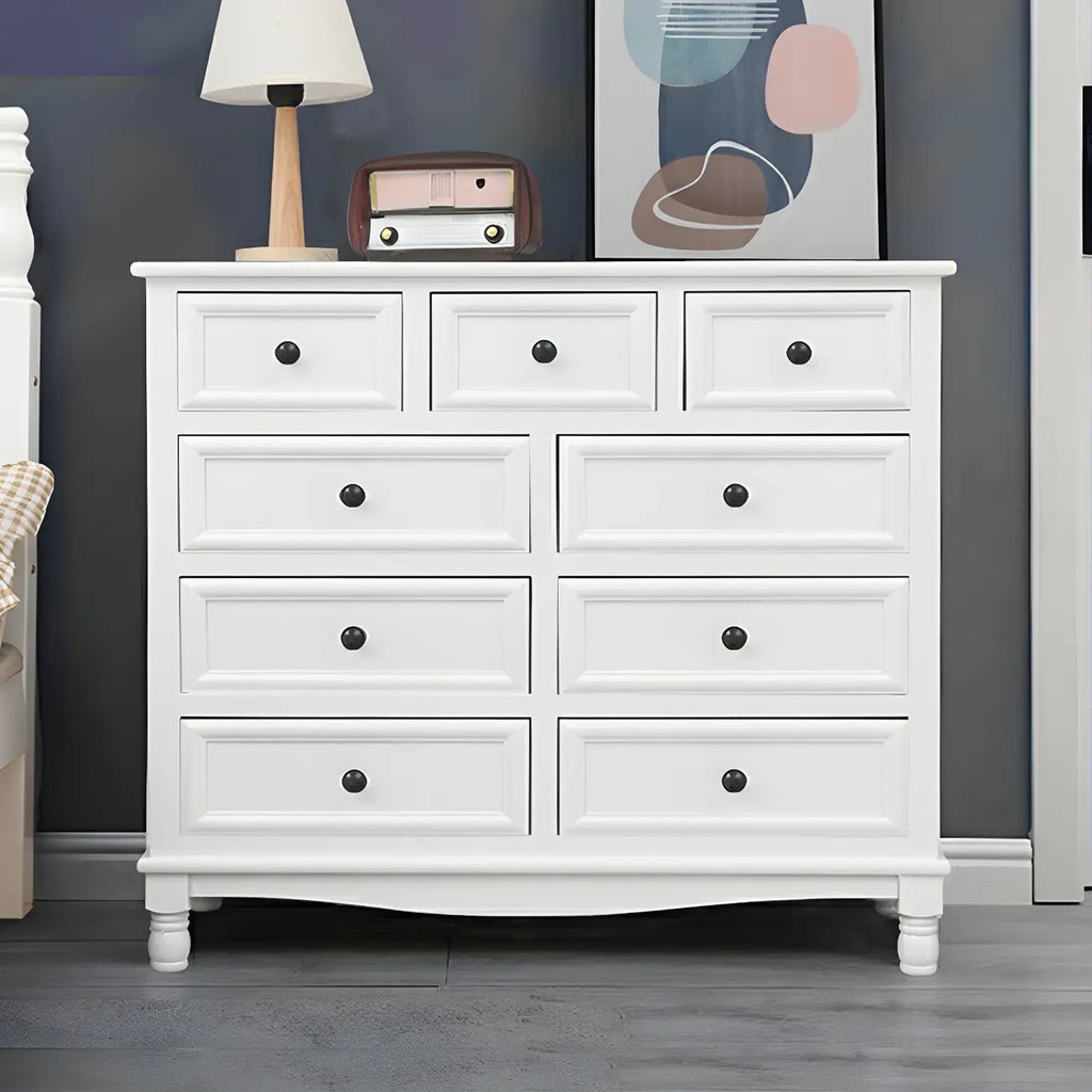 Commode classique en bois ivoire avec pieds boule et tiroirs