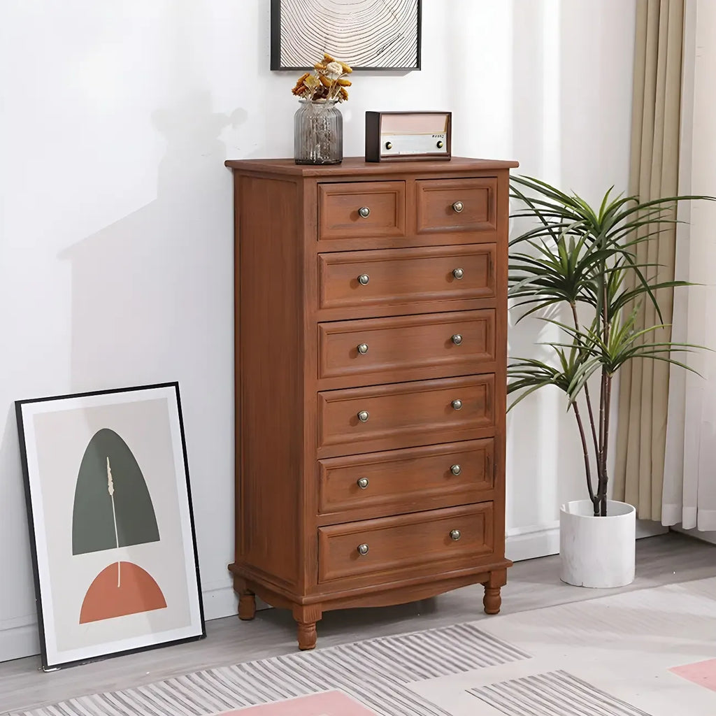Commode classique en bois ivoire avec pieds boule et tiroirs